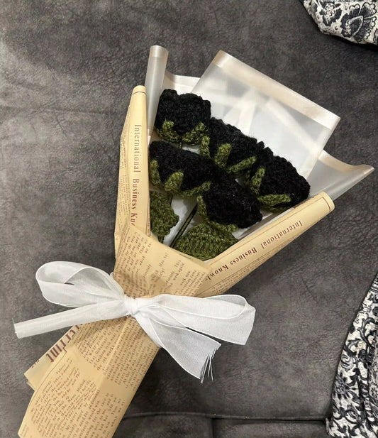 5 Black Roses Bouquet