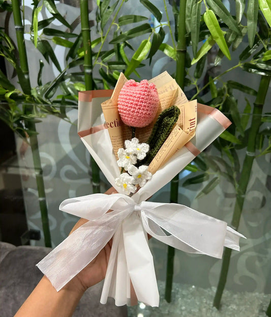 Tulip plus Forget me nots